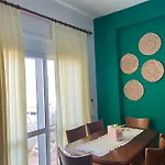 Ledi Seaview Apartament2 *