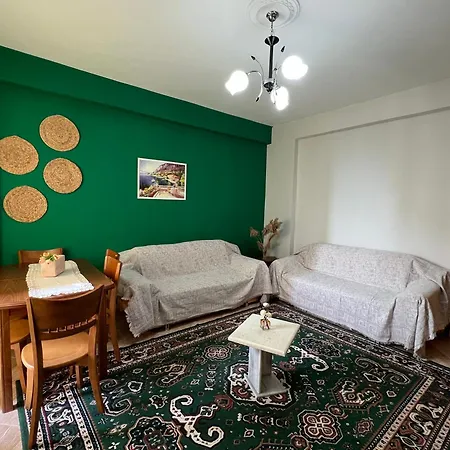 Ledi Seaview Apartament2 *