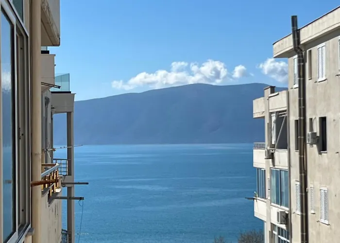 Ledi Seaview Apartament2 Apartment *