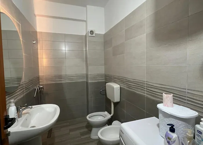 Ledi Seaview Apartament2 *